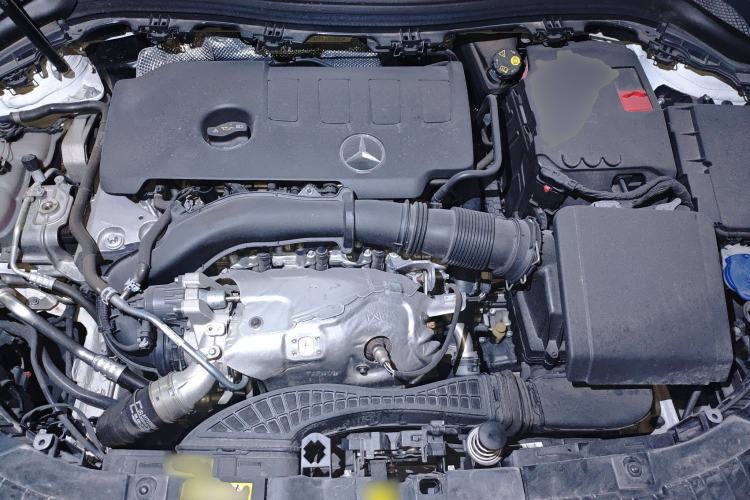 Used Mercedes-Benz GLA 2023 GLA 220 Engine Bay