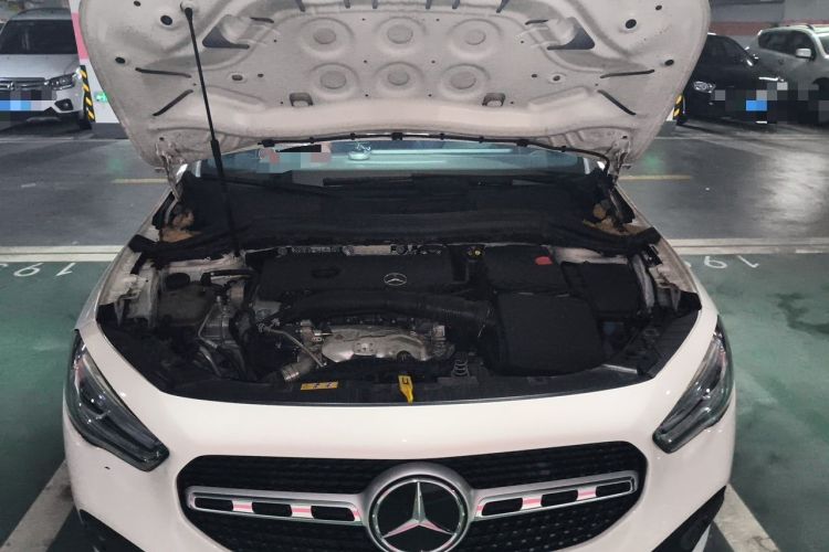Used Mercedes-Benz GLA 2023 GLA 220 Engine Bay