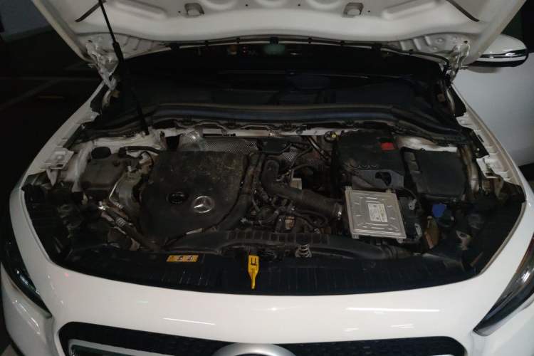 Used Mercedes-Benz GLA 2023 GLA 200 Engine Bay