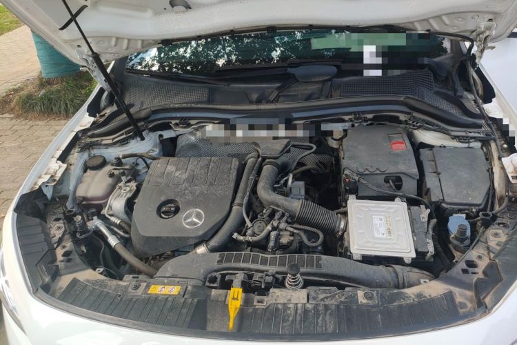 Used Mercedes-Benz GLA 2023 GLA 200 Engine Bay