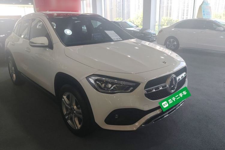 Used Mercedes-Benz GLA 2023 Facelifted GLA 200 Exterior 1