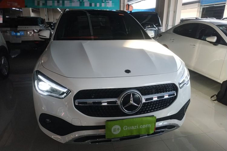 Used Mercedes-Benz GLA 2023 Facelifted GLA 200 Exterior 1