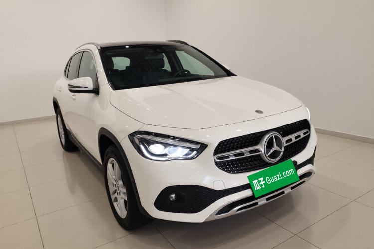 Used Mercedes-Benz GLA 2023 Facelifted GLA 200 Exterior 1
