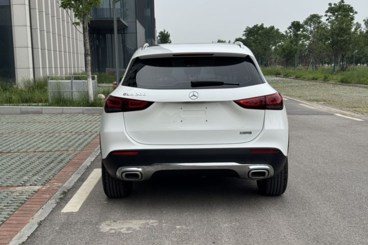Used Mercedes-Benz GLA 2023 GLA 200 Exterior 2