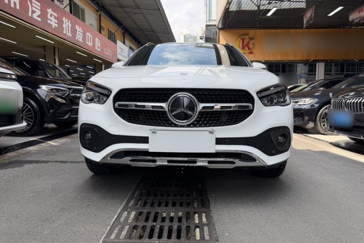 Used Mercedes-Benz GLA 2023 GLA 220 Exterior 2