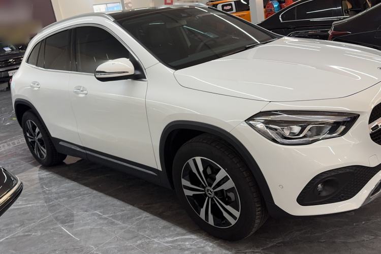 Used Mercedes-Benz GLA 2023 GLA 220 Exterior 2