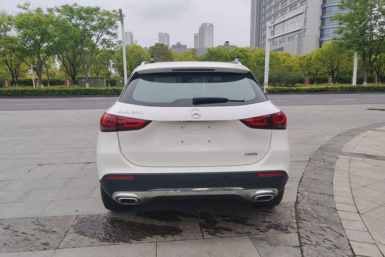 Used Mercedes-Benz GLA 2023 GLA 200 Exterior 3