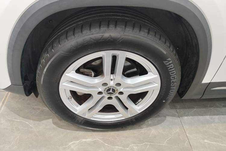 Used Mercedes-Benz GLA 2023 GLA 200 Exterior 4