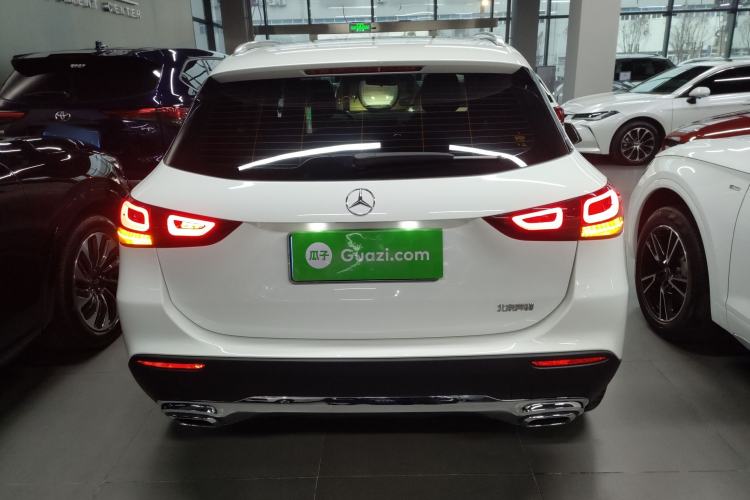 Used Mercedes-Benz GLA 2023 GLA 200 Exterior 4
