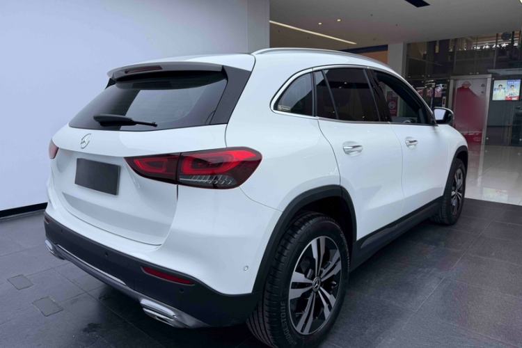 Used Mercedes-Benz GLA 2023 GLA 220 Exterior 4