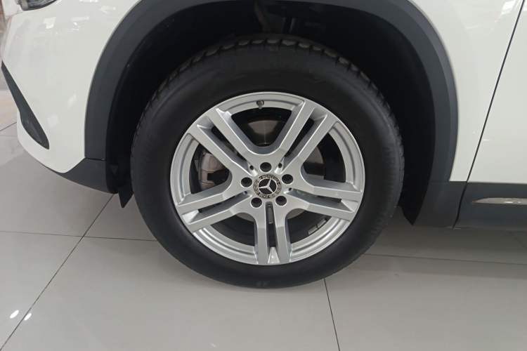 Used Mercedes-Benz GLA 2023 GLA 200 Exterior 4