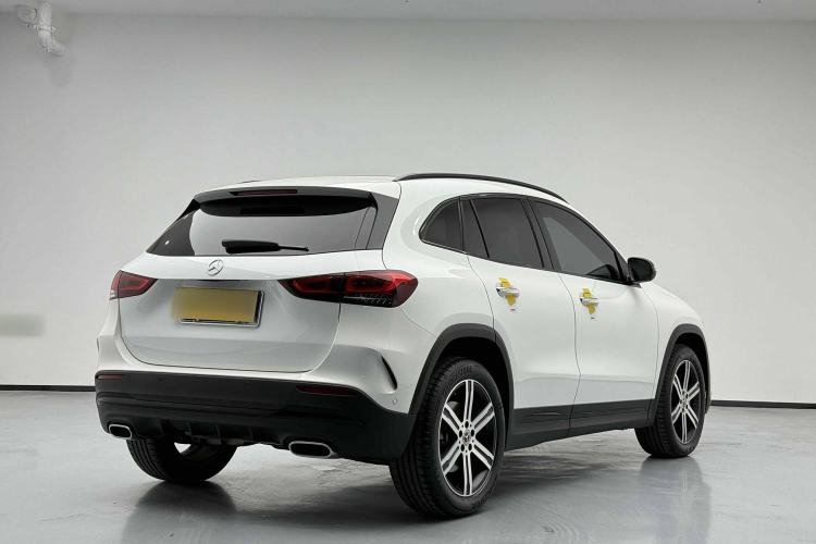 Used Mercedes-Benz GLA 2023 GLA 220 4MATIC Exterior 5