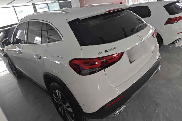 Used Mercedes-Benz GLA 2023 GLA 220 Exterior 5
