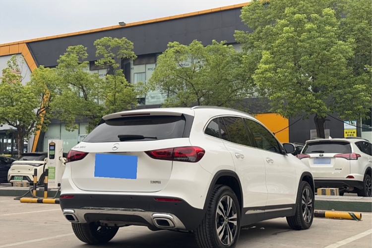 Used Mercedes-Benz GLA 2023 GLA 220 Exterior 5