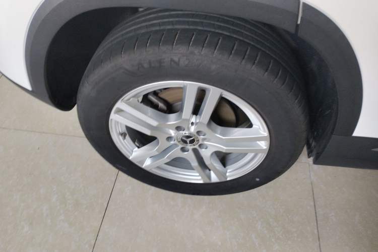 Used Mercedes-Benz GLA 2023 Facelifted GLA 200 Exterior 5