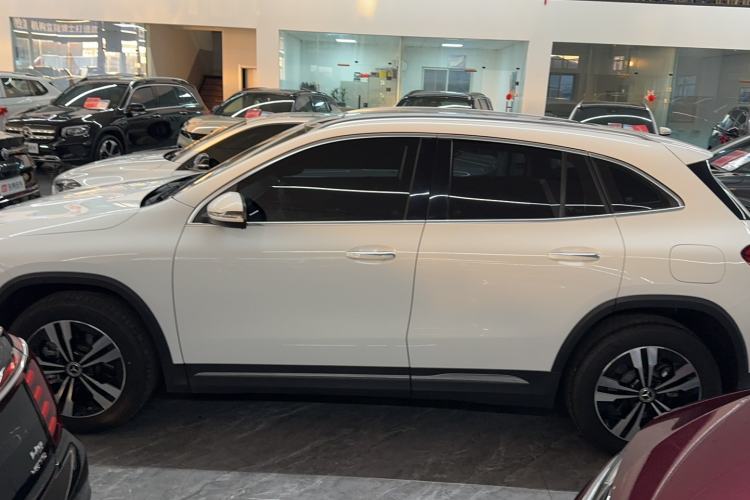 Used Mercedes-Benz GLA 2023 GLA 220 Exterior 5