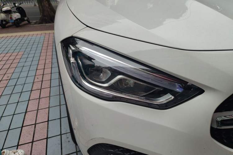 Used Mercedes-Benz GLA 2023 GLA 220 Exterior 6