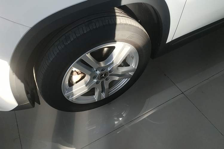 Used Mercedes-Benz GLA 2023 Facelifted GLA 200 Exterior 7