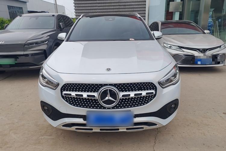 Used Mercedes-Benz GLA 2023 Facelifted GLA 200 Front