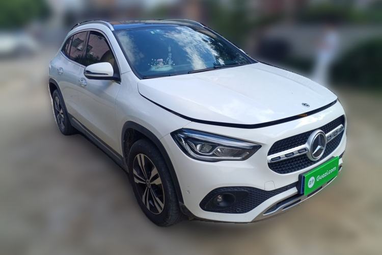 Used Mercedes-Benz GLA 2023 GLA 220 Front Right 45 Deg