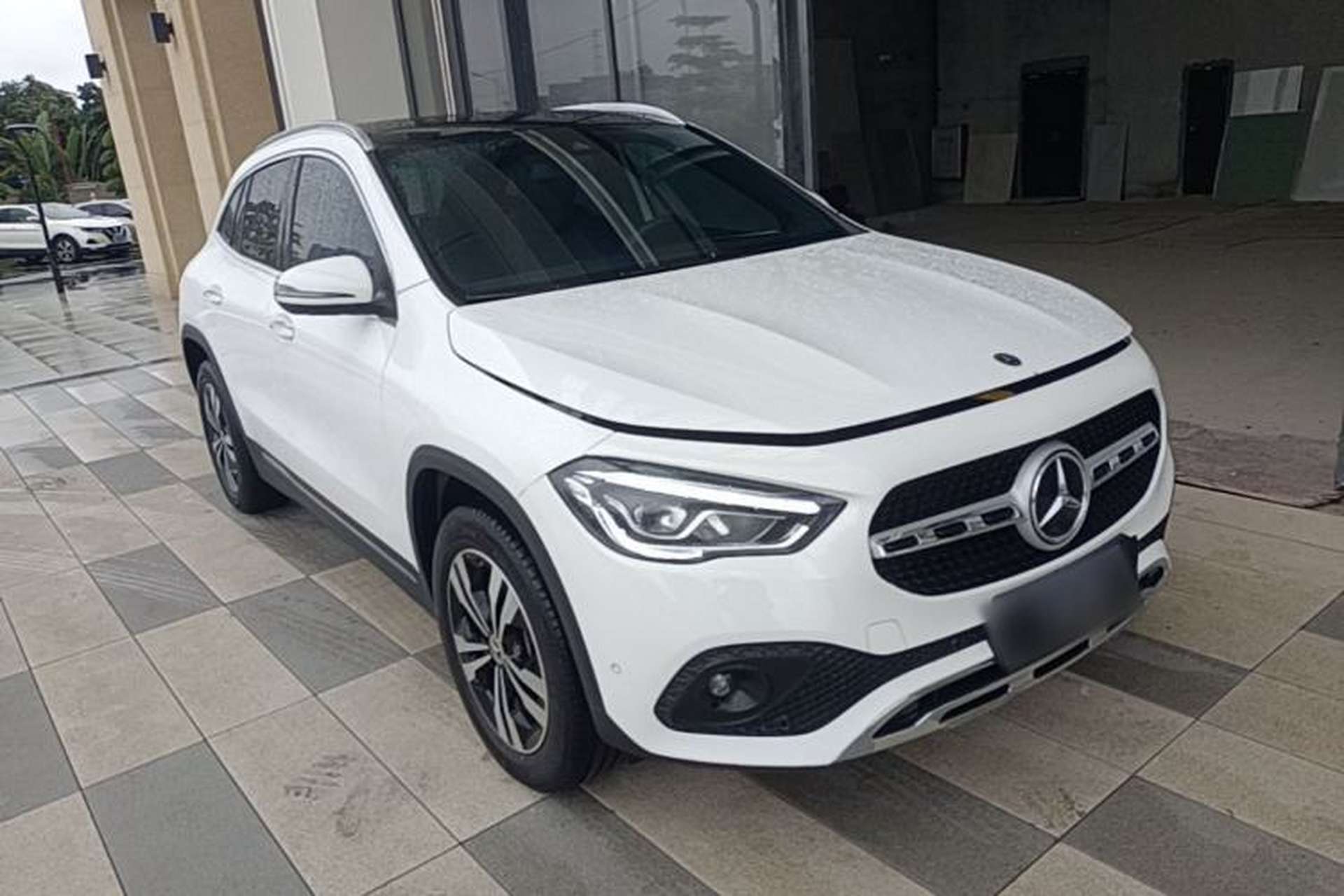 Used Mercedes-Benz GLA 2023 GLA 220 Front Right 45 Deg