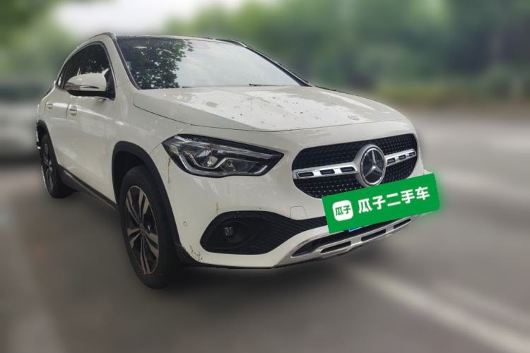 Used Mercedes-Benz GLA 2023 GLA 220 Front Right 45 Deg