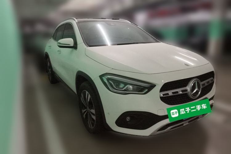 Used Mercedes-Benz GLA 2023 GLA 220 Front Right 45 Deg