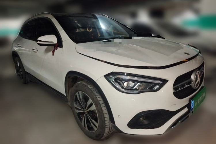 Used Mercedes-Benz GLA 2023 GLA 220 Front Right 45 Deg