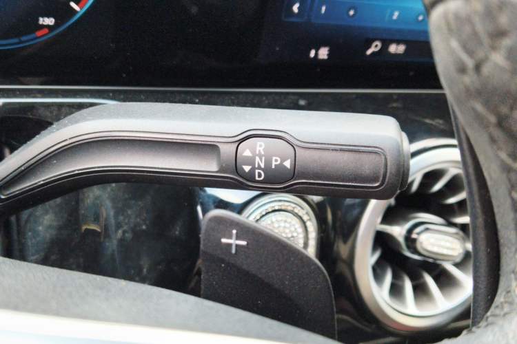 Used Mercedes-Benz GLA 2023 GLA 220 Gear Lever