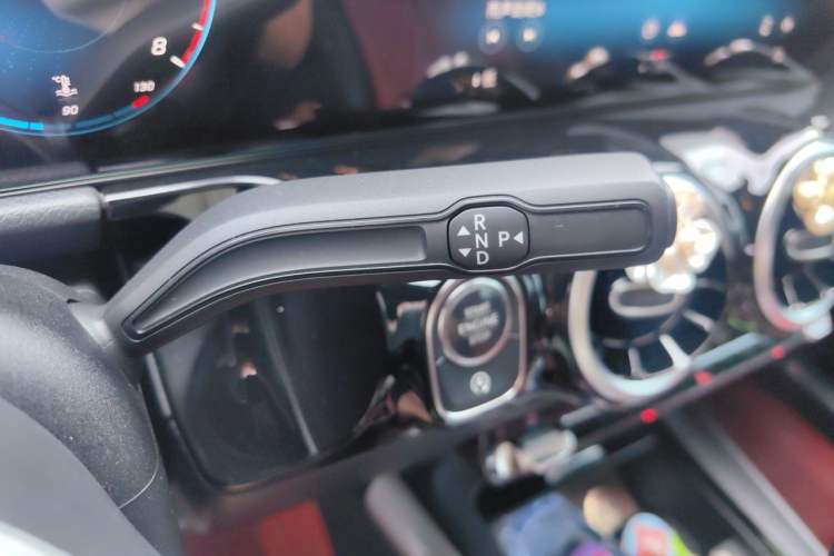 Used Mercedes-Benz GLA 2023 Facelifted GLA 200 Gear Lever