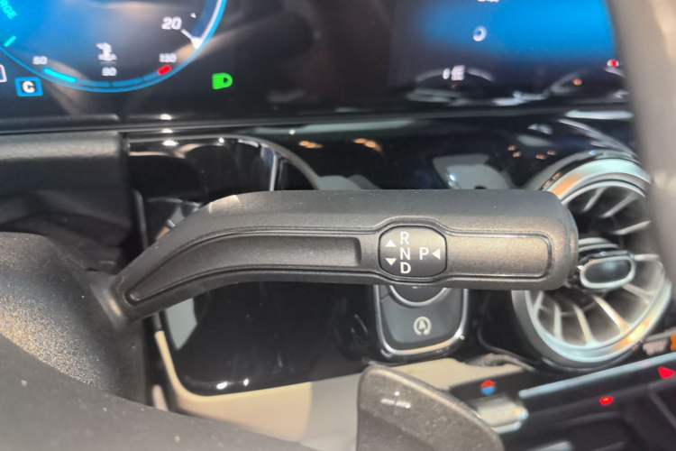 Used Mercedes-Benz GLA 2023 GLA 220 Gear Lever