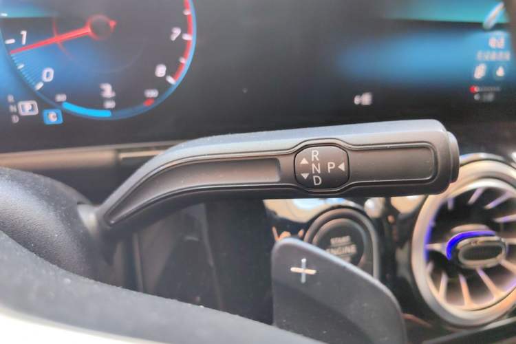 Used Mercedes-Benz GLA 2023 GLA 220 Gear Lever