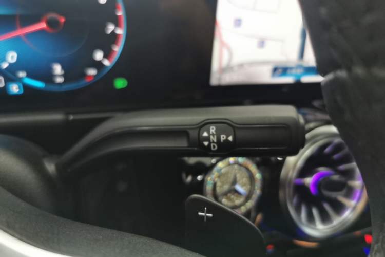 Used Mercedes-Benz GLA 2023 GLA 220 Gear Lever