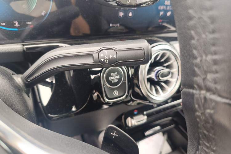 Used Mercedes-Benz GLA 2023 GLA 220 Gear Lever