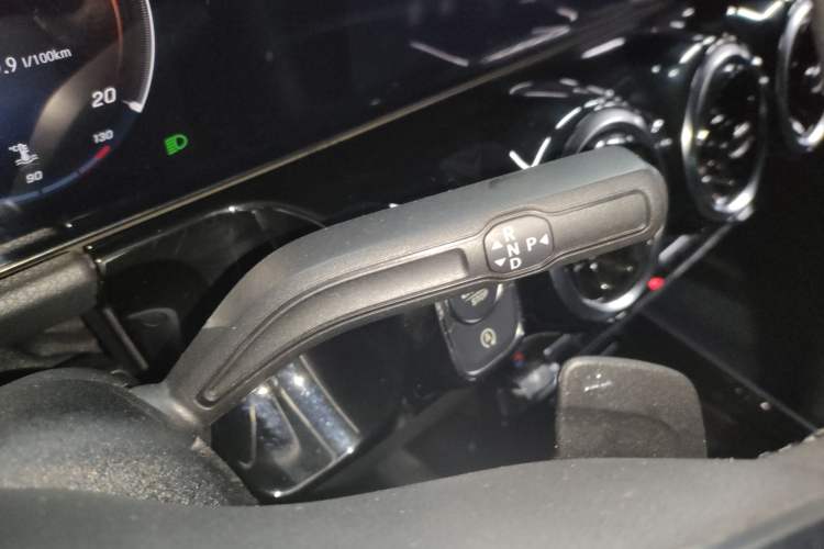 Used Mercedes-Benz GLA 2023 GLA 200 Gear Lever
