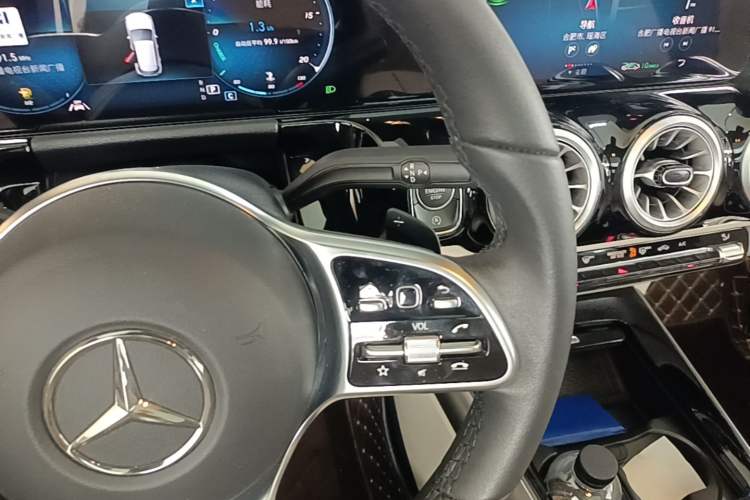 Used Mercedes-Benz GLA 2023 GLA 220 Gear Lever