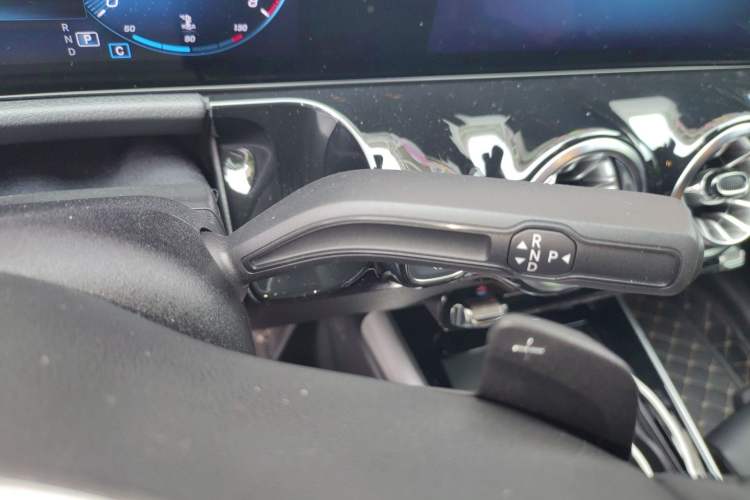 Used Mercedes-Benz GLA 2023 GLA 220 Gear Lever