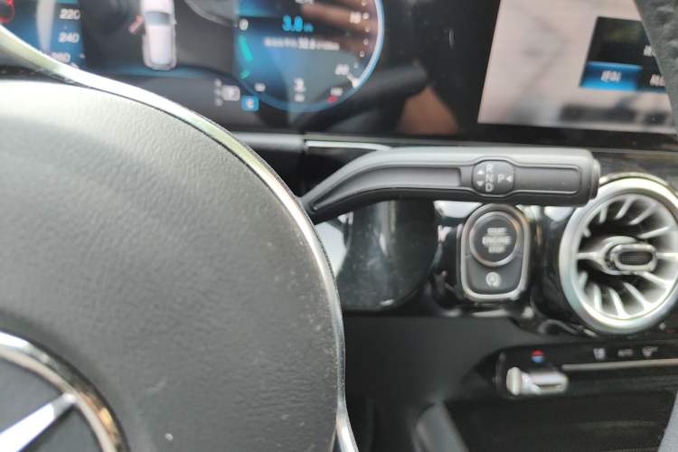 Used Mercedes-Benz GLA 2023 GLA 220 Gear Lever