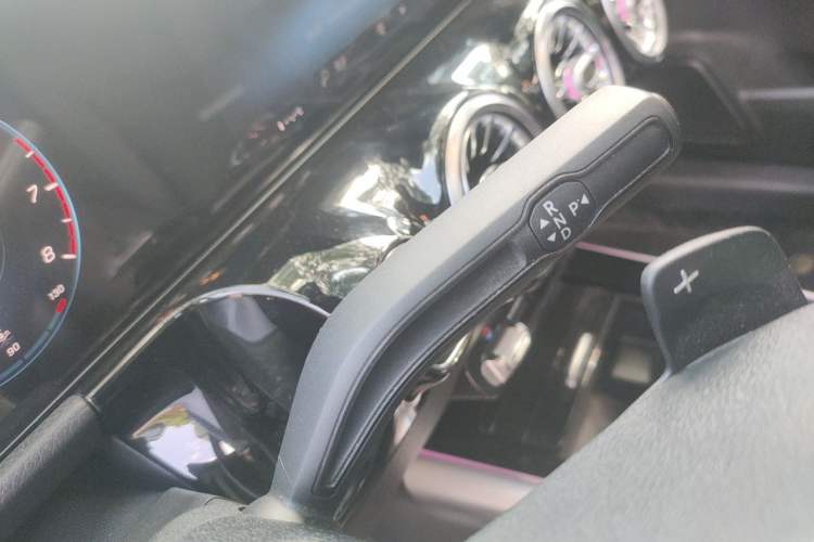Used Mercedes-Benz GLA 2023 GLA 200 Gear Lever