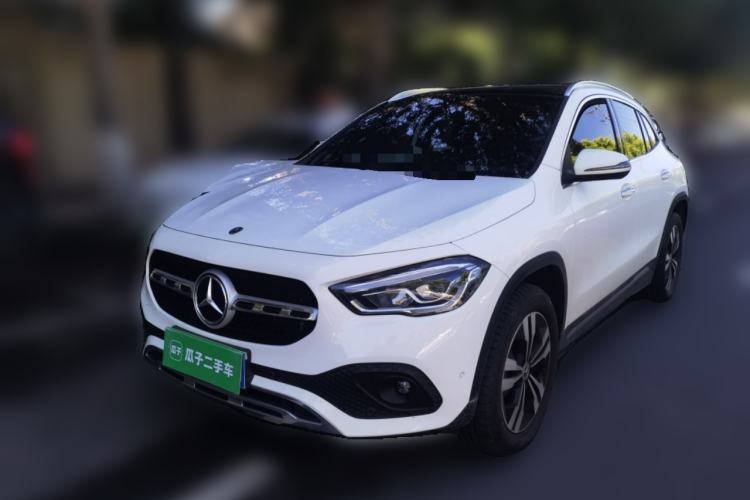 Used Mercedes-Benz GLA 2023 GLA 220 Guazi used car, China used car export, Used car for sale, Used cars, Cheapest cars for sale