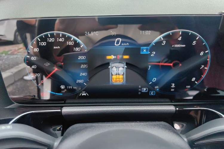 Used Mercedes-Benz GLA 2023 Facelifted GLA 200 Instrument Cluster