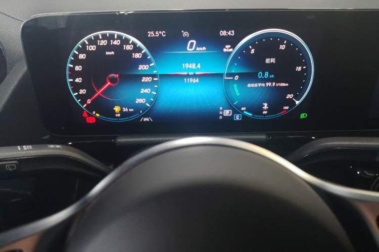 Used Mercedes-Benz GLA 2023 Facelifted GLA 200 Instrument Cluster