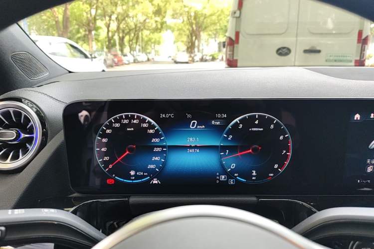 Used Mercedes-Benz GLA 2023 GLA 220 Instrument Cluster