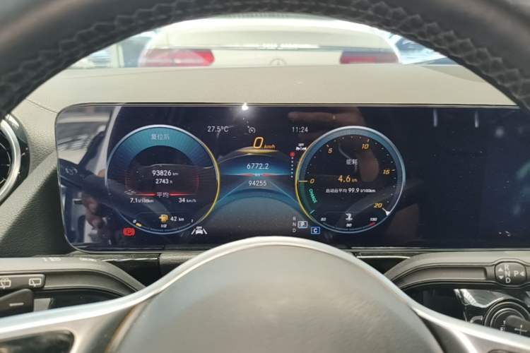 Used Mercedes-Benz GLA 2023 GLA 200 Instrument Cluster