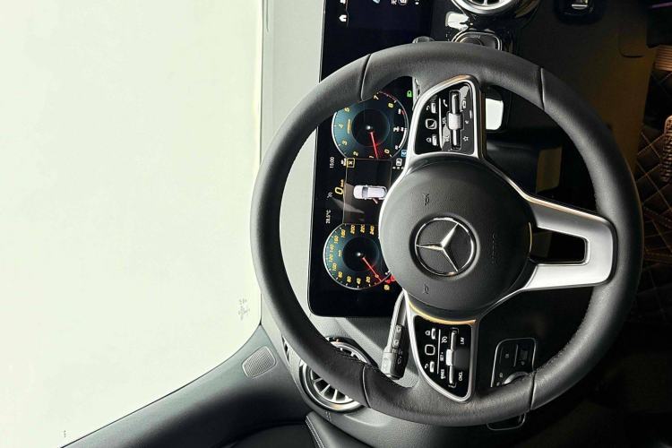 Used Mercedes-Benz GLA 2023 GLA 220 4MATIC Interior 2