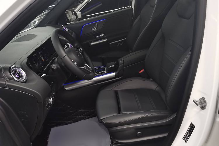 Used Mercedes-Benz GLA 2023 GLA 220 Interior 3