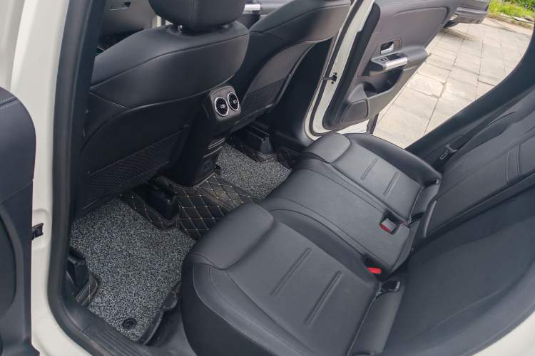 Used Mercedes-Benz GLA 2023 GLA 200 Interior 3