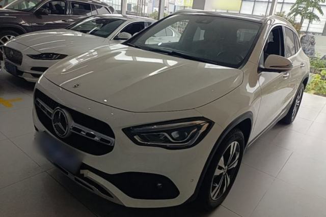 Ojetý Mercedes-Benz GLA 2023 GLA 220