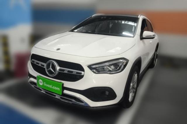 Ojetý Mercedes-Benz GLA 2023 GLA 200