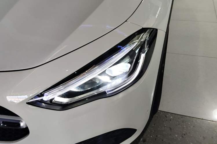 Used Mercedes-Benz GLA 2023 GLA 220 Left Front Headlight